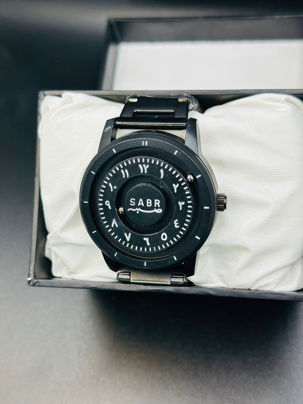 Sabar magnetic watch